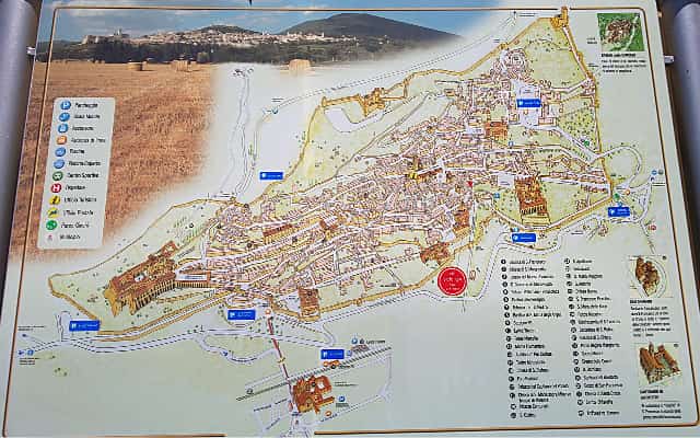 アッシジ歴史地区の地図