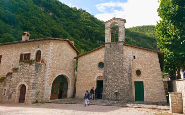 Chiesa di San Montano